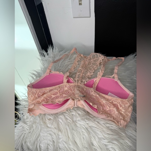 PINK Victoria’s Secret Bras Size 32C - Picture 2 of 3